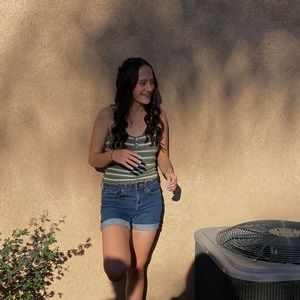 Meet your Posher, Mallory